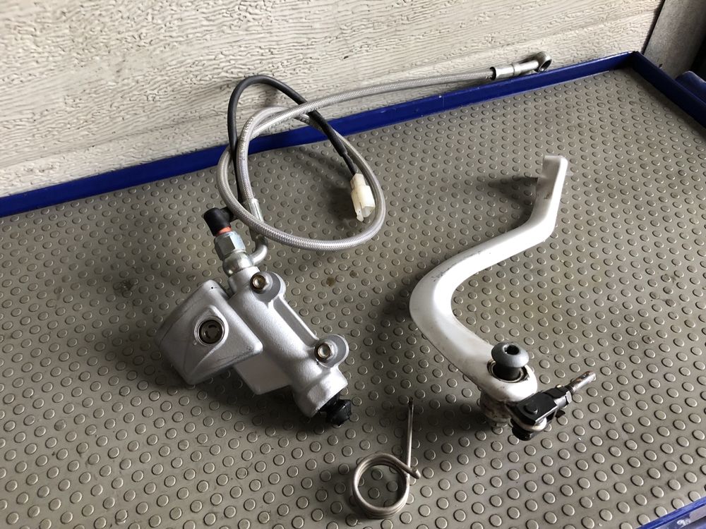 Pompa hamulca derbi senda gilera aprilia tył dzwignia