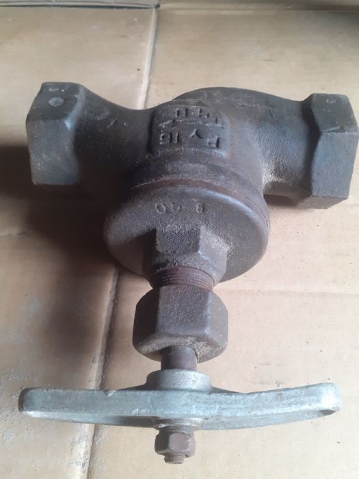 Вентиль запірний чавунний.