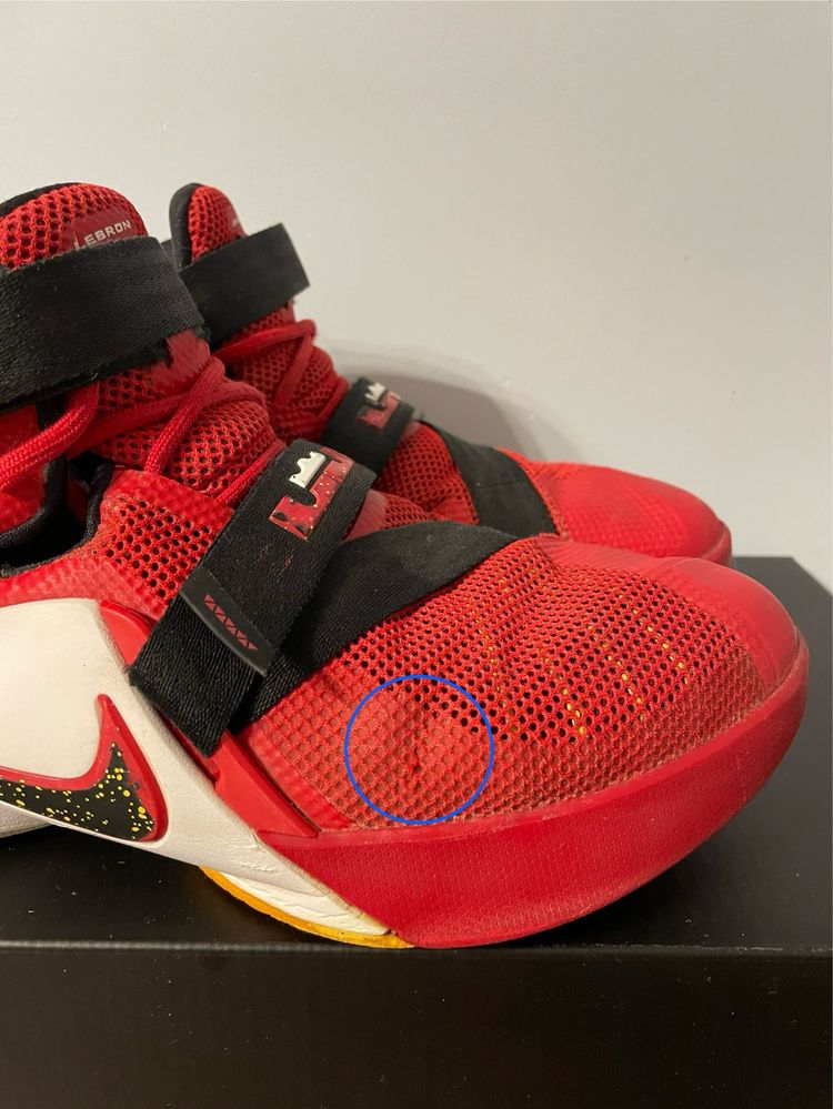 Баскетбольні кросівки NIKE LEBRON SOLDIER 9