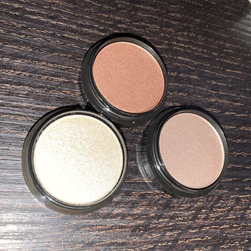 Sephora pojedyńcze cienie do powiek i gratis szminka