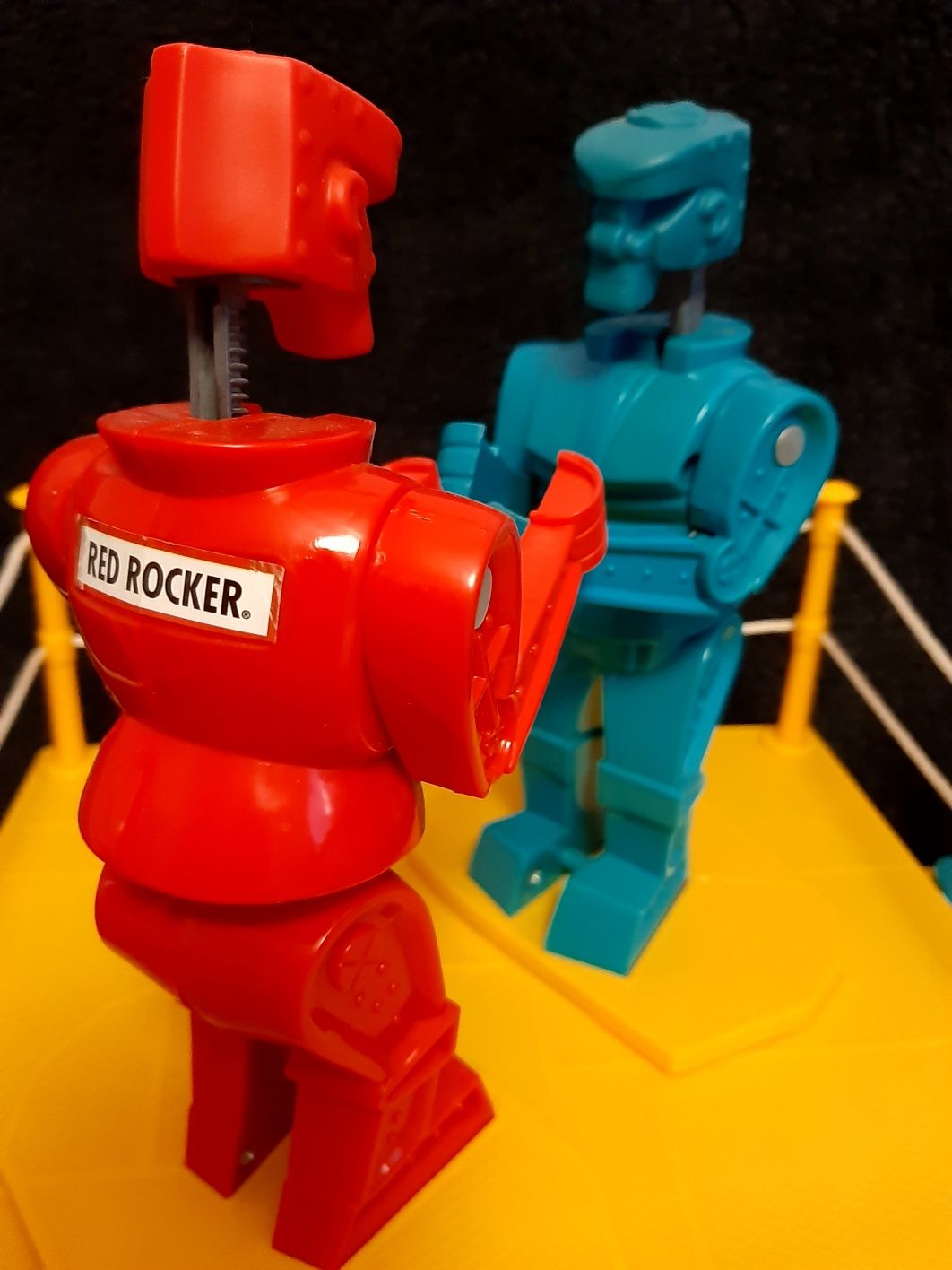 Mattel roboty na ringu. ROCK'EM  SOCK'EM. Kultowa zabawka amerykańska