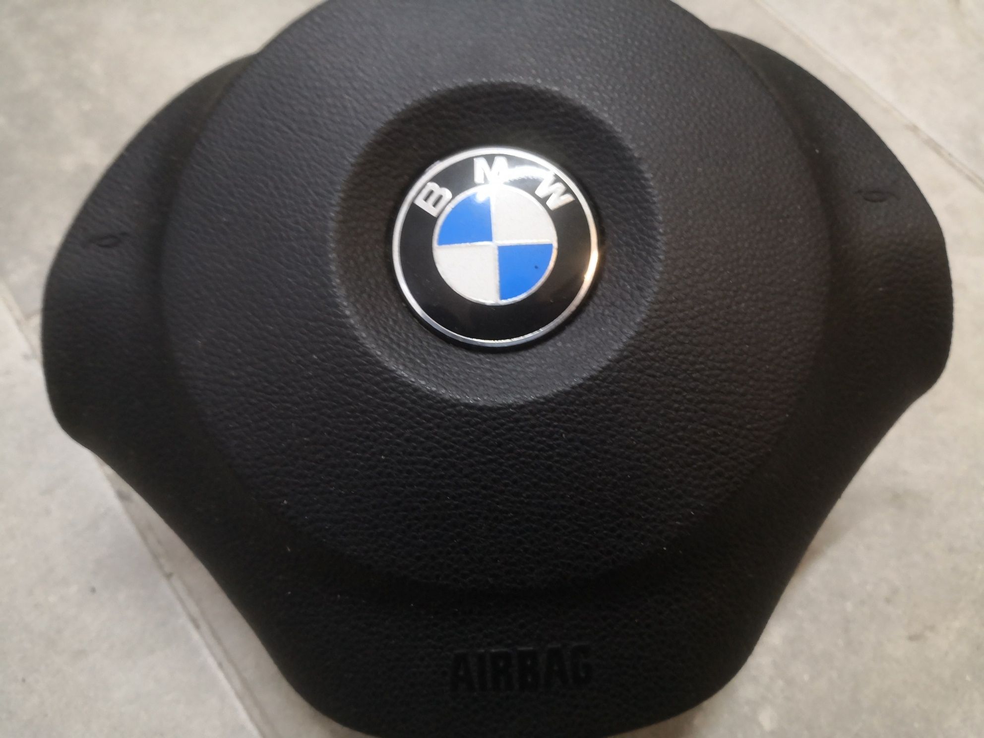 Airbag poduszka powietrzna w kierownicę BMW e87 e81 e82 e88