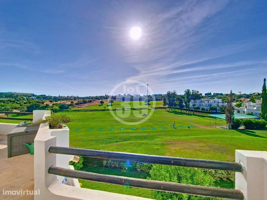 Magnifico apartamento tipo 'penthouse' com um grande terraço privad...