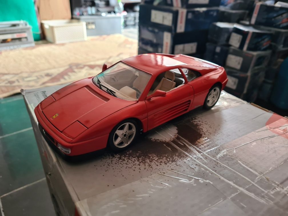 Ferrari 348 tb bburago 1:18