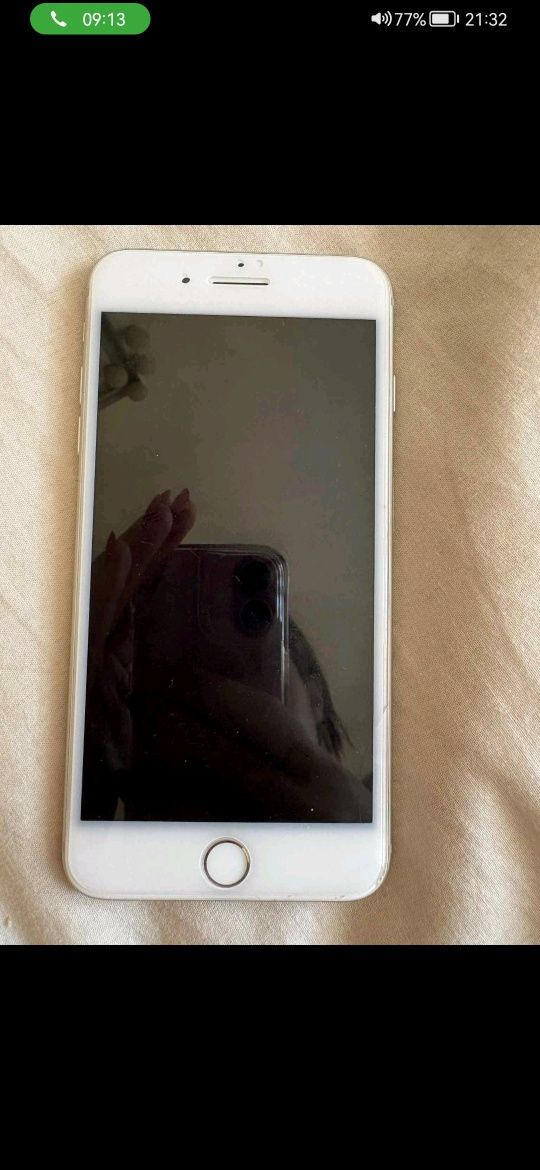 Iphone 8 plus - 2 letni