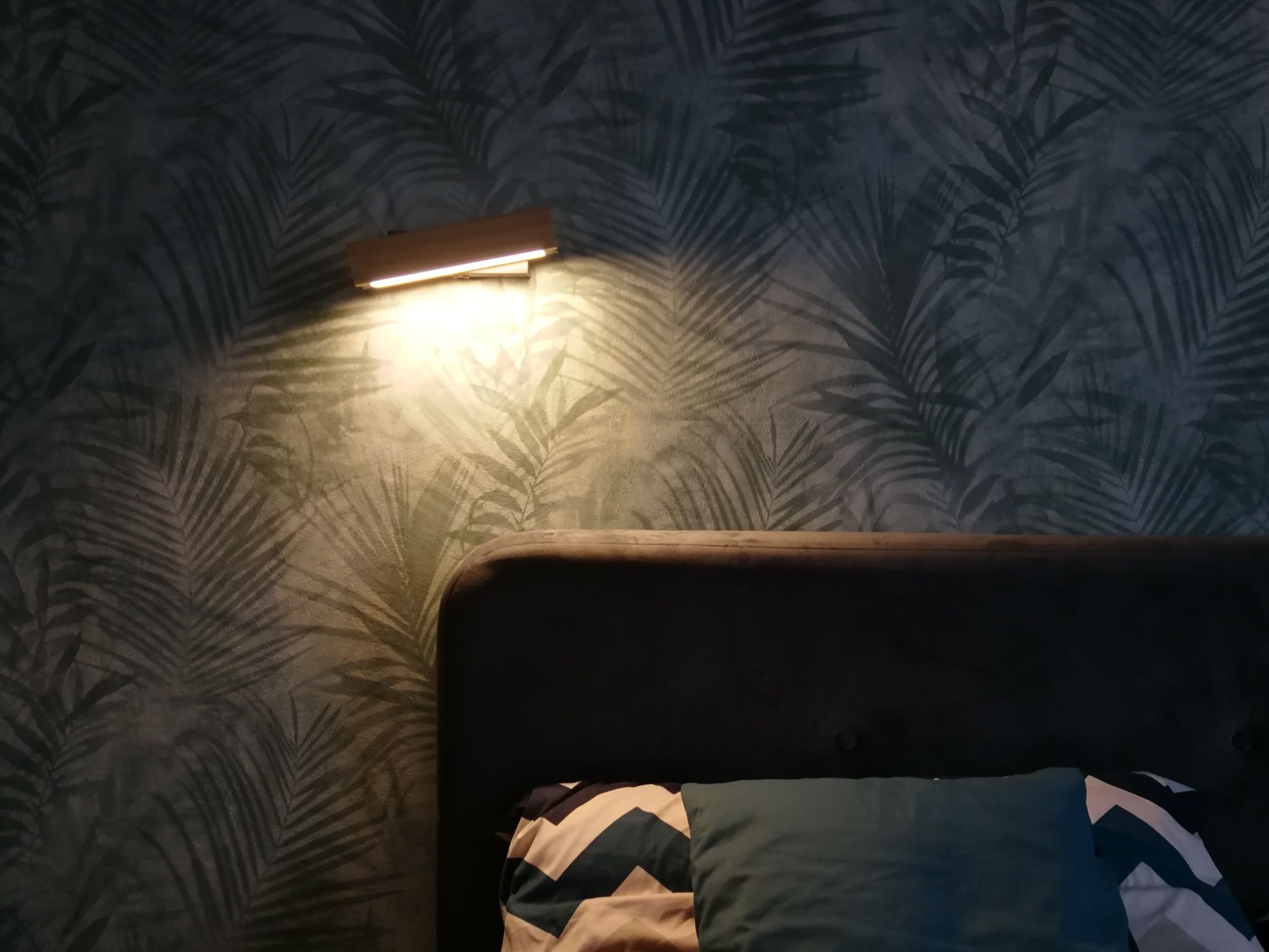 Lampa ścienna, kinkiet, nocna LED 400 lumen, obrotowa - ciepła biel