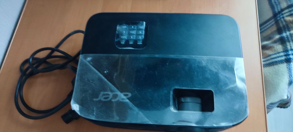 Продам проектор .