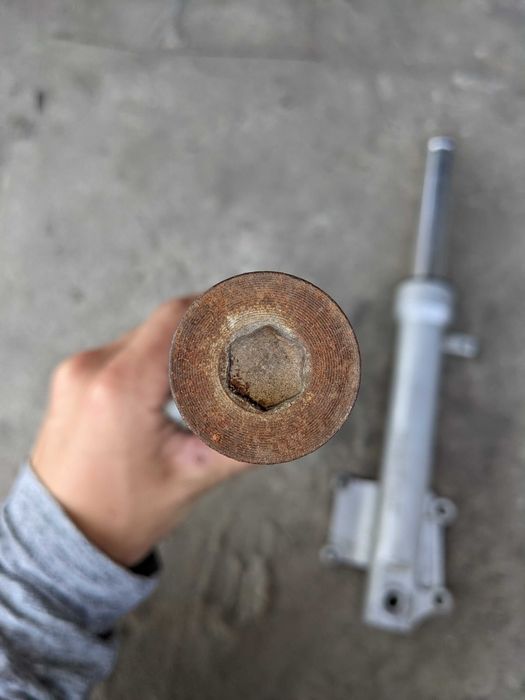 Продам вилку на скутер