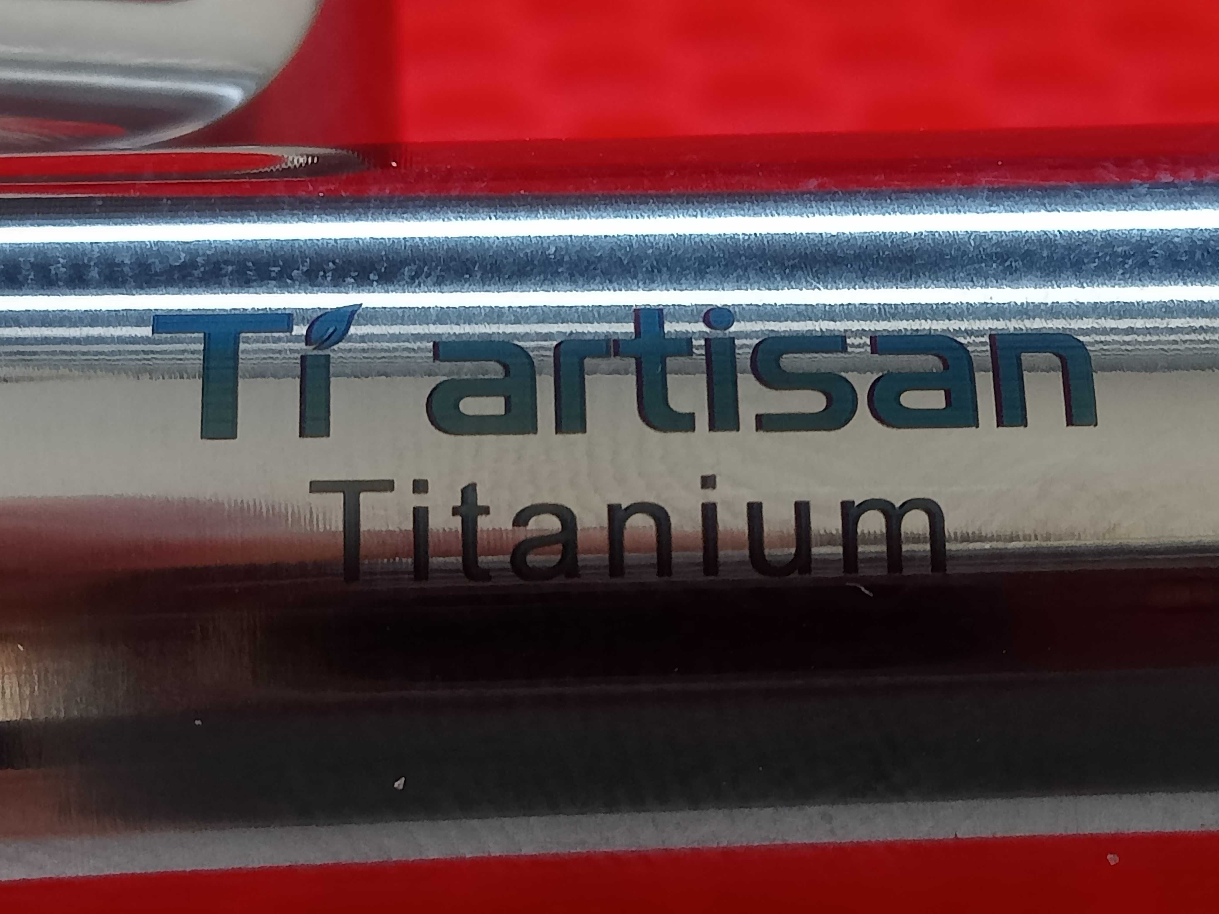 Титановая капсула-таблетница из титана, титановий контейнер