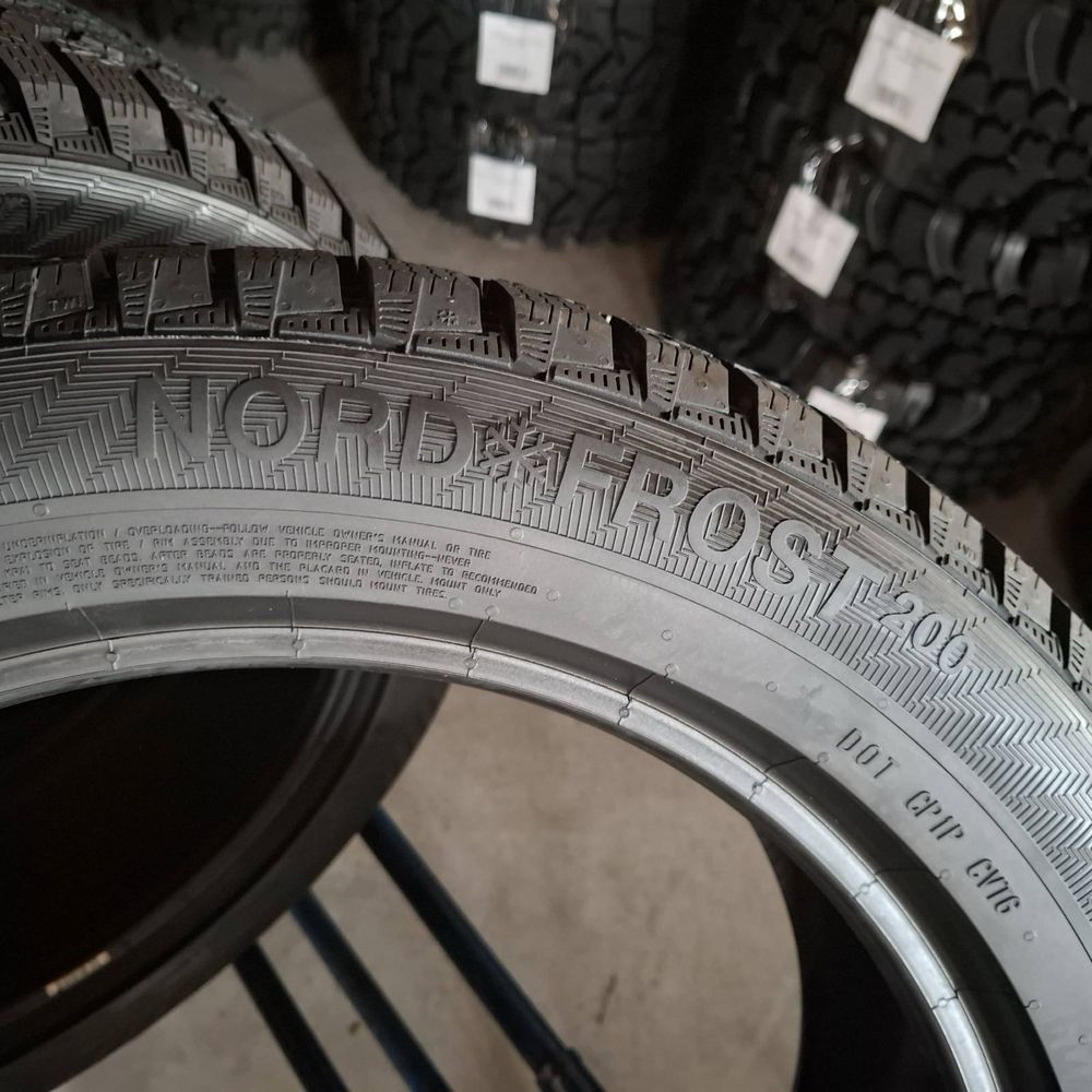 235/50/18 R18 Gislaved Nord Frost 200 4шт нові зима