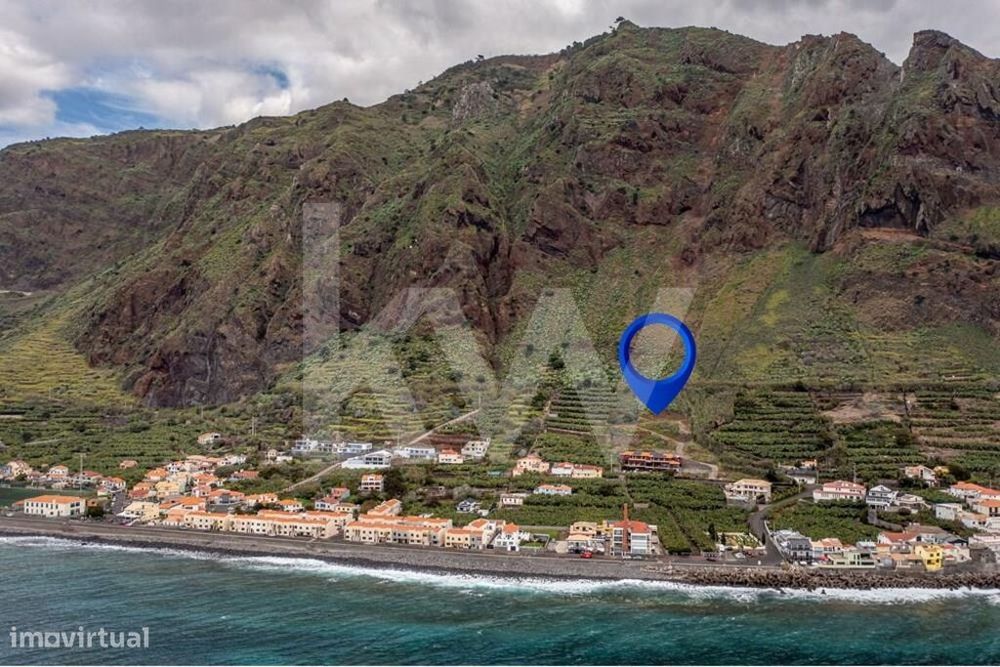 Terreno de 4523 m2 - Paúl do Mar - Calheta - Oportunidade de Investime