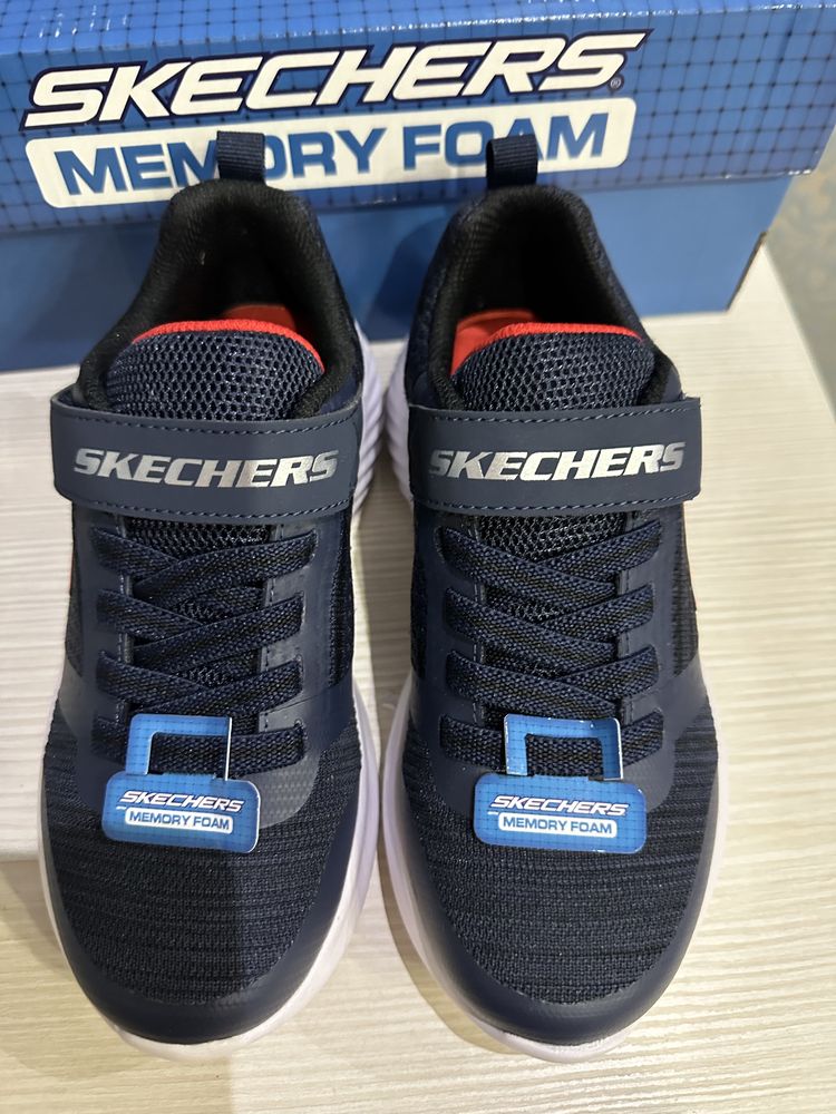 Skechers 30 32 33 33,5