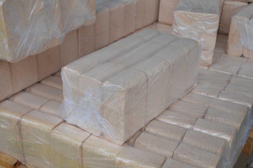 Brykiet drzewny opałowy liściasty dębowy 100% wysoka jakość Transport!