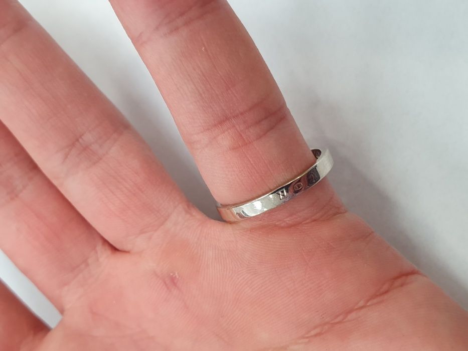 Złoty pierścionek/ 585/ 5.18 gram/ R20/ Białe złoto