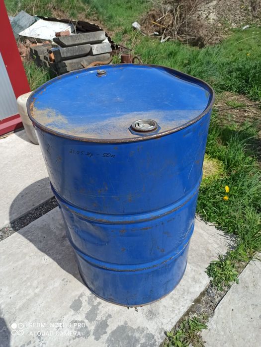 Продам бочки металеві.