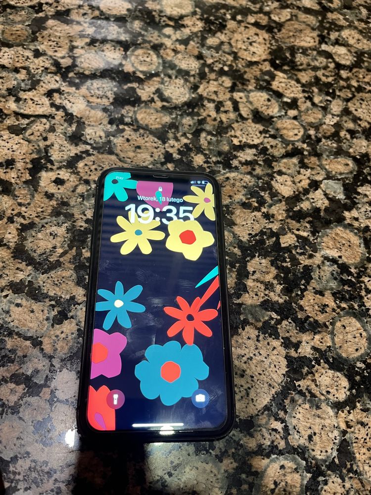 Iphon 11 SPRAWNY 128gb