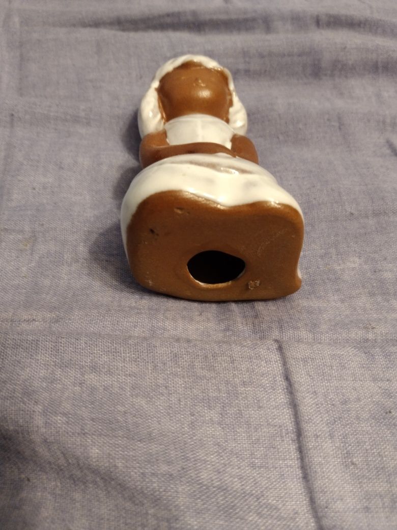 Porcelanowa laleczka