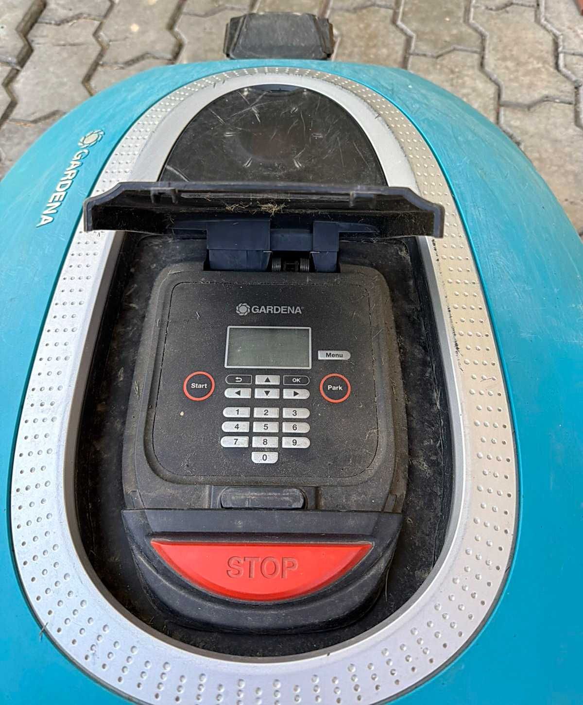 Gardena Smart SILENO R100Li - робот газонокосилка WiFi