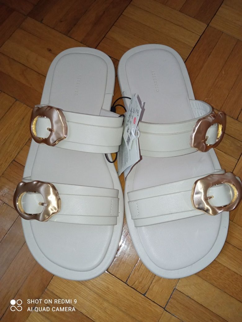 RESERVED nowe klapki 38 (38,5-39)