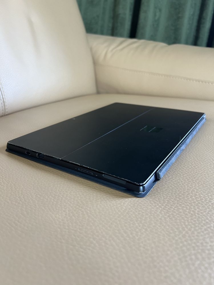 Surface Pro 7 z klawiaturą i myszką i7, 256 GB SSD, 16 GB RAM