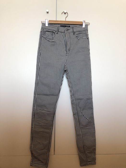 Calças skinny aos quadrados Stradivarius 36