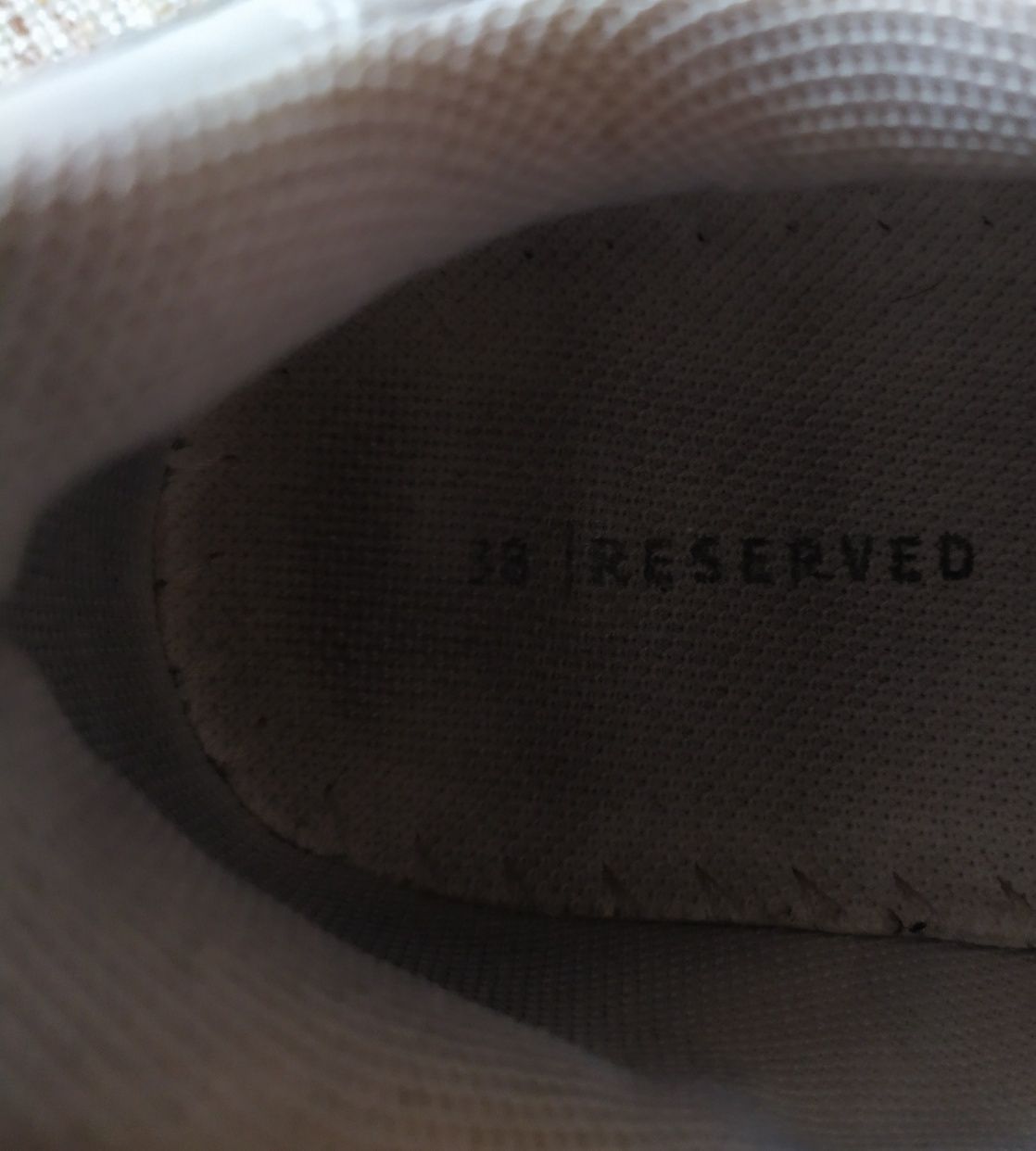 Buty sportowe chłopięce Reserved