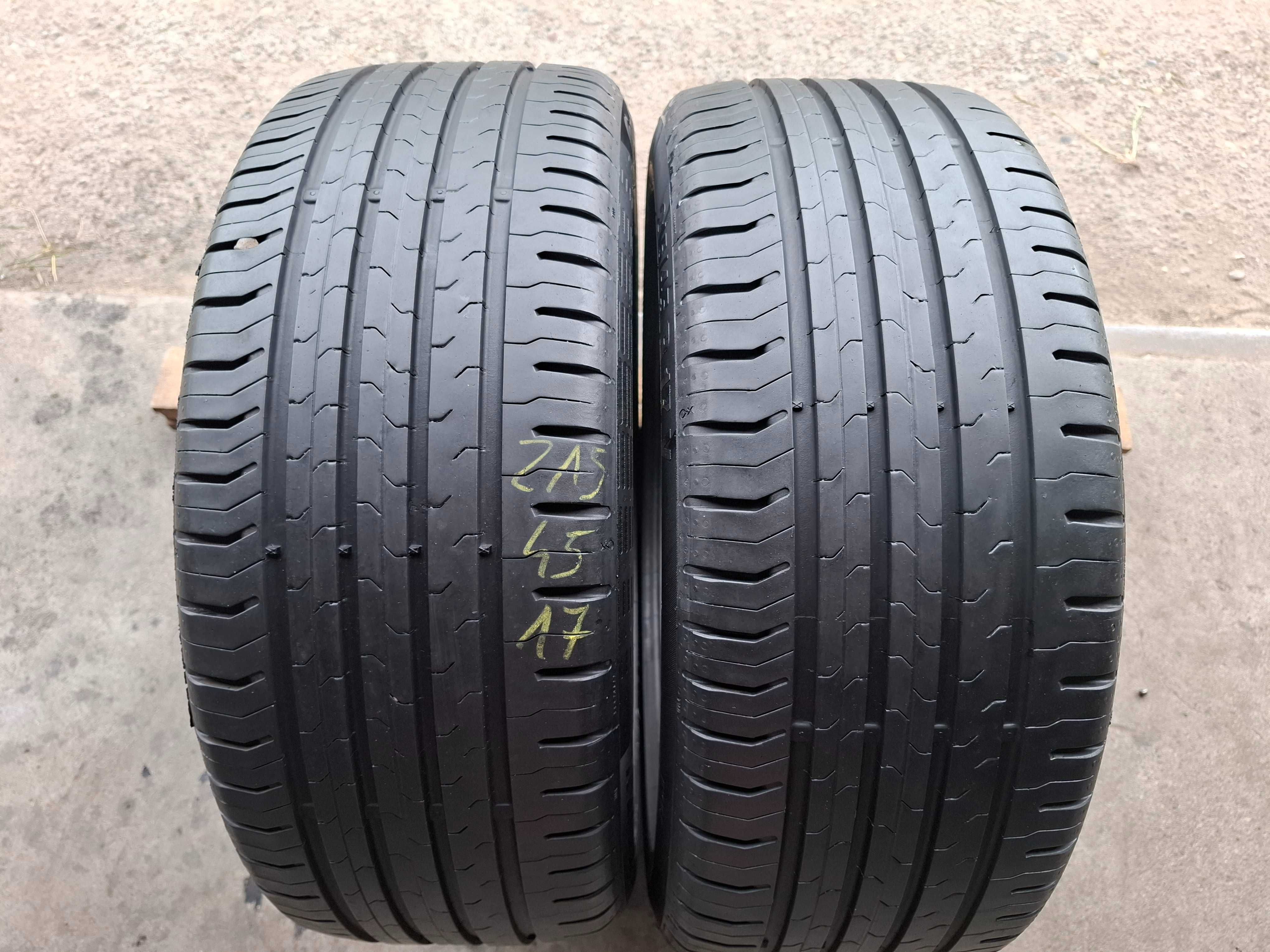 Opony lato 215/45/17 Continental.