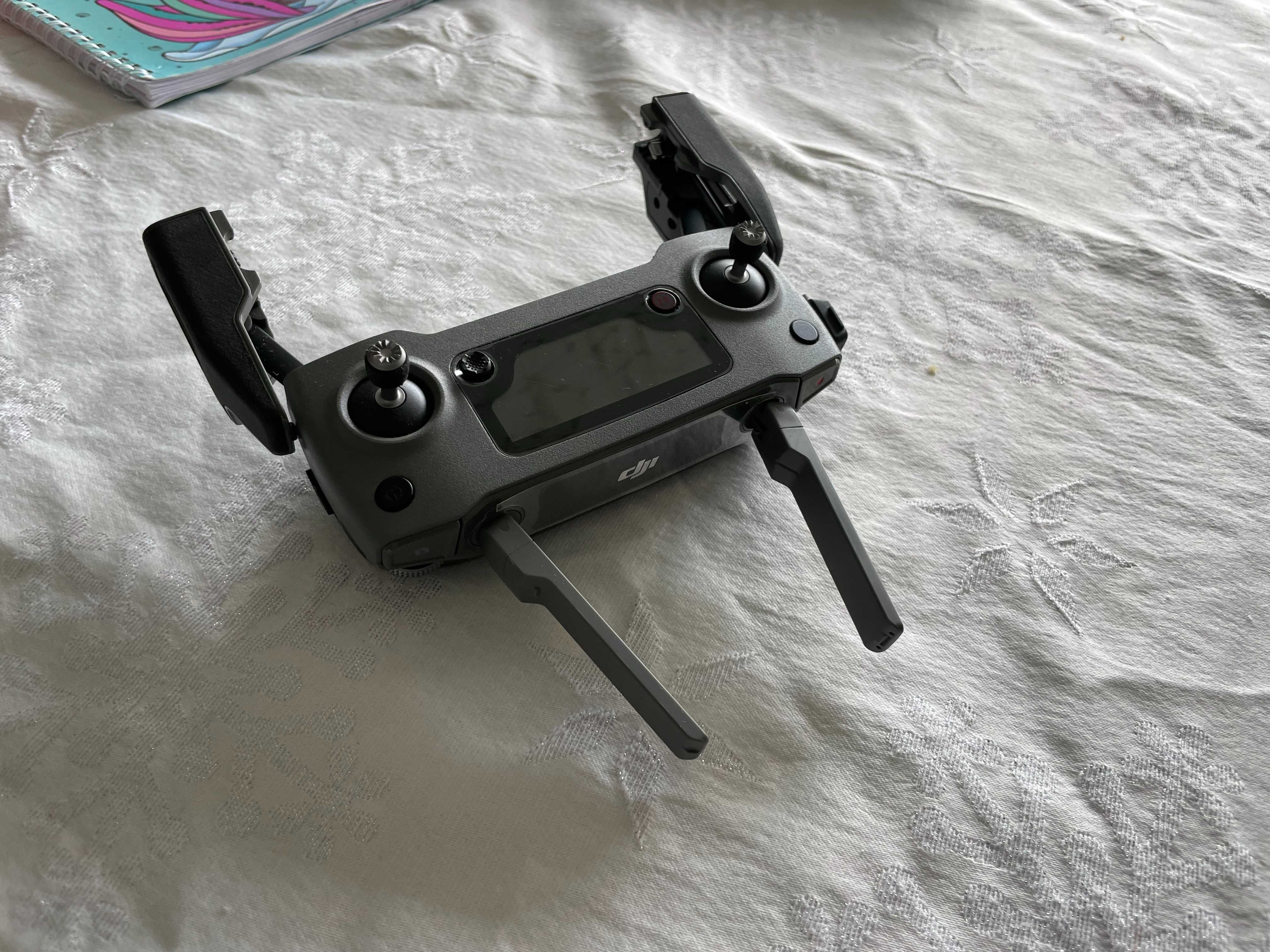 Drone DJI MAVIC 2 PRO - (4K - Autonomia: Até 31 min - Cinzento)