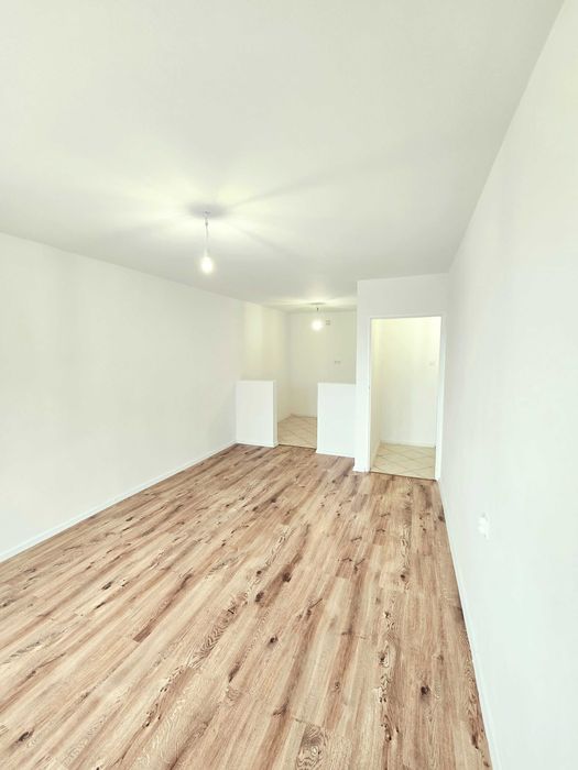 Bezpośrednio - 2 pokoje osiedle Piaski blisko SKM