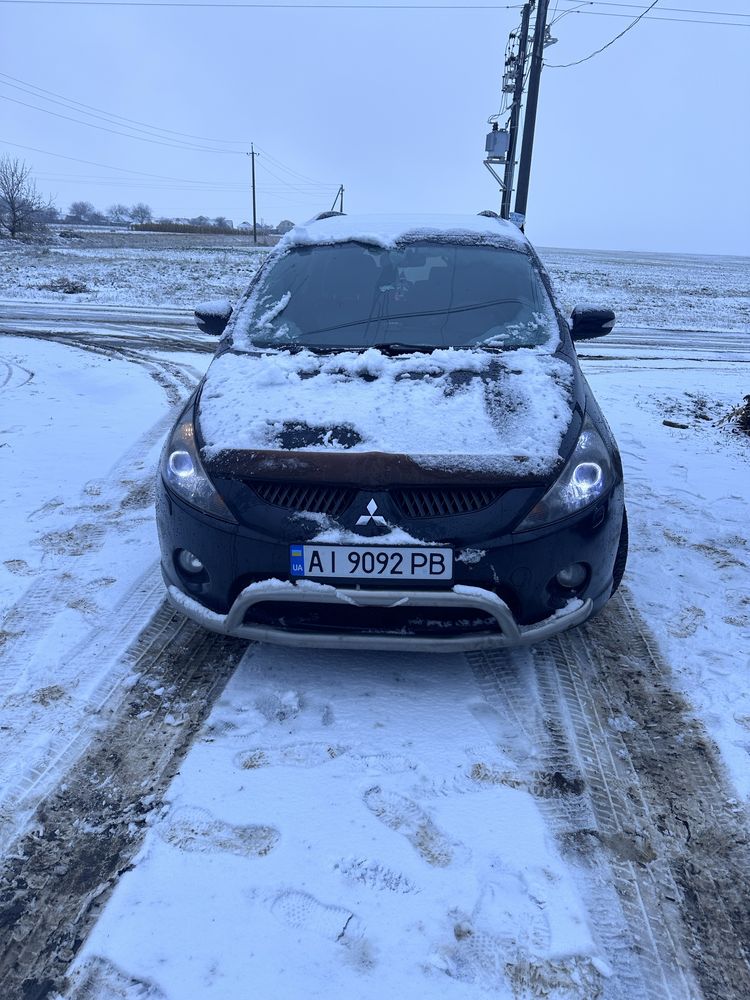 Міцубісі грандіс