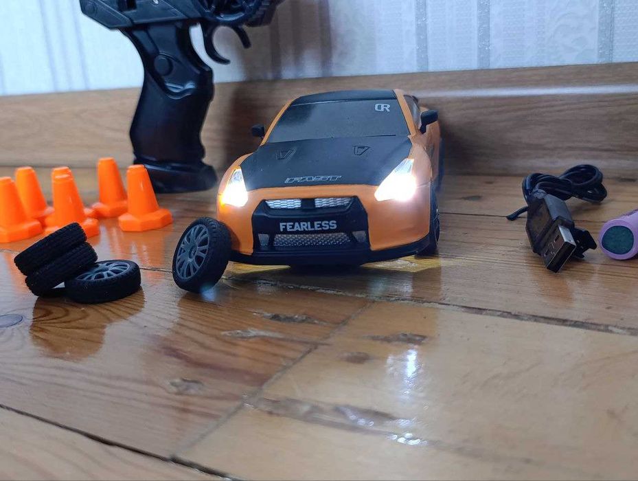 Дрифт-машинка Nissan GTR в хорошому стан