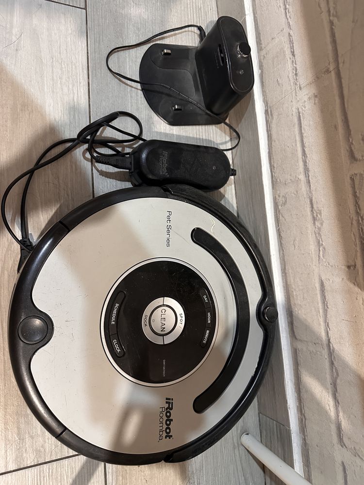 Robot sprzatajacy Irobot roomba