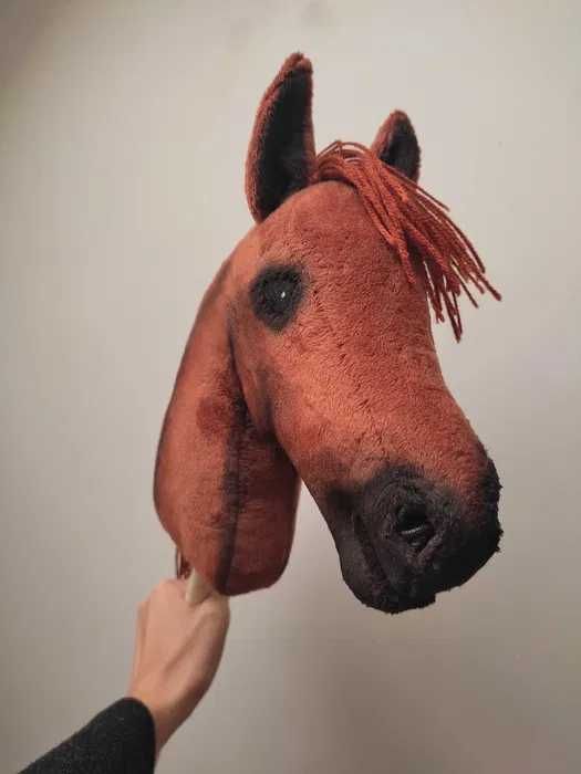 hobby horse konik na kiju kasztanek A4