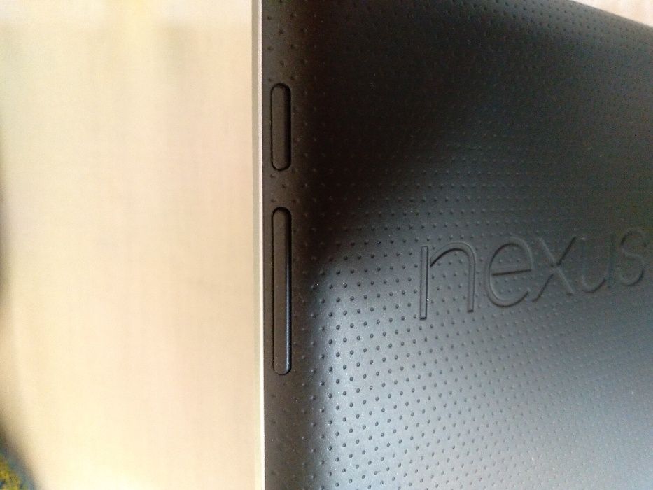 планшет Google ASUS NEXUS 7 (2012)