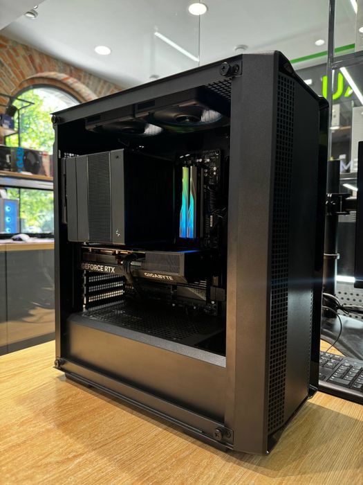 4070ti super gigabyte / ryzen 9 7950x3d / 64gb ram / x670 aorus elite