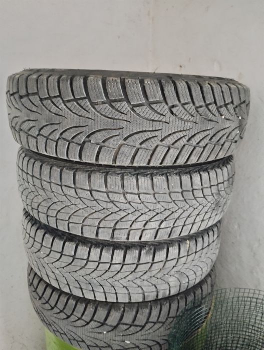 Opony zimowe r14. 165/70