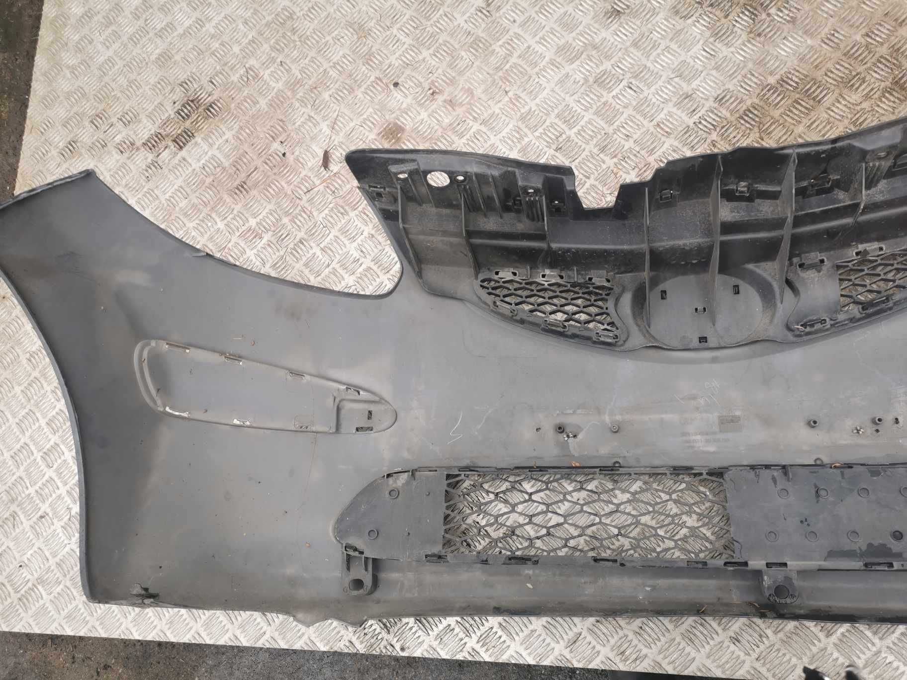 Zderzak przedni przód Toyota Aygo 05-08 OE