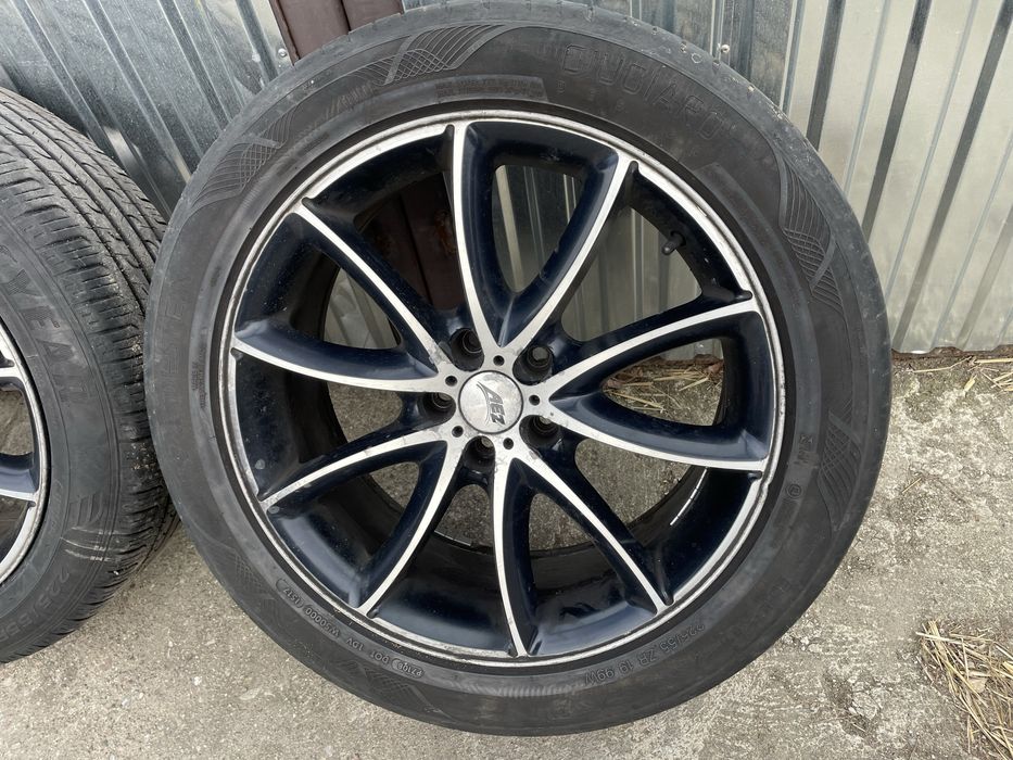Felgi aluminiowe AEZ z oponami Mercedes 5x112 R19 8J ET35 Oryginalne