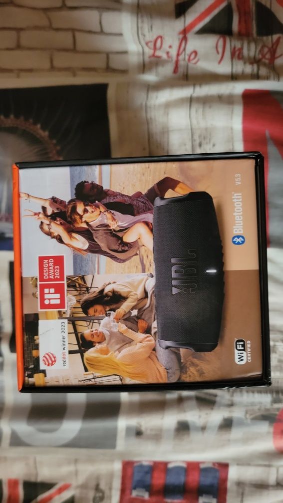JBL Charge 5 Wi-Fi