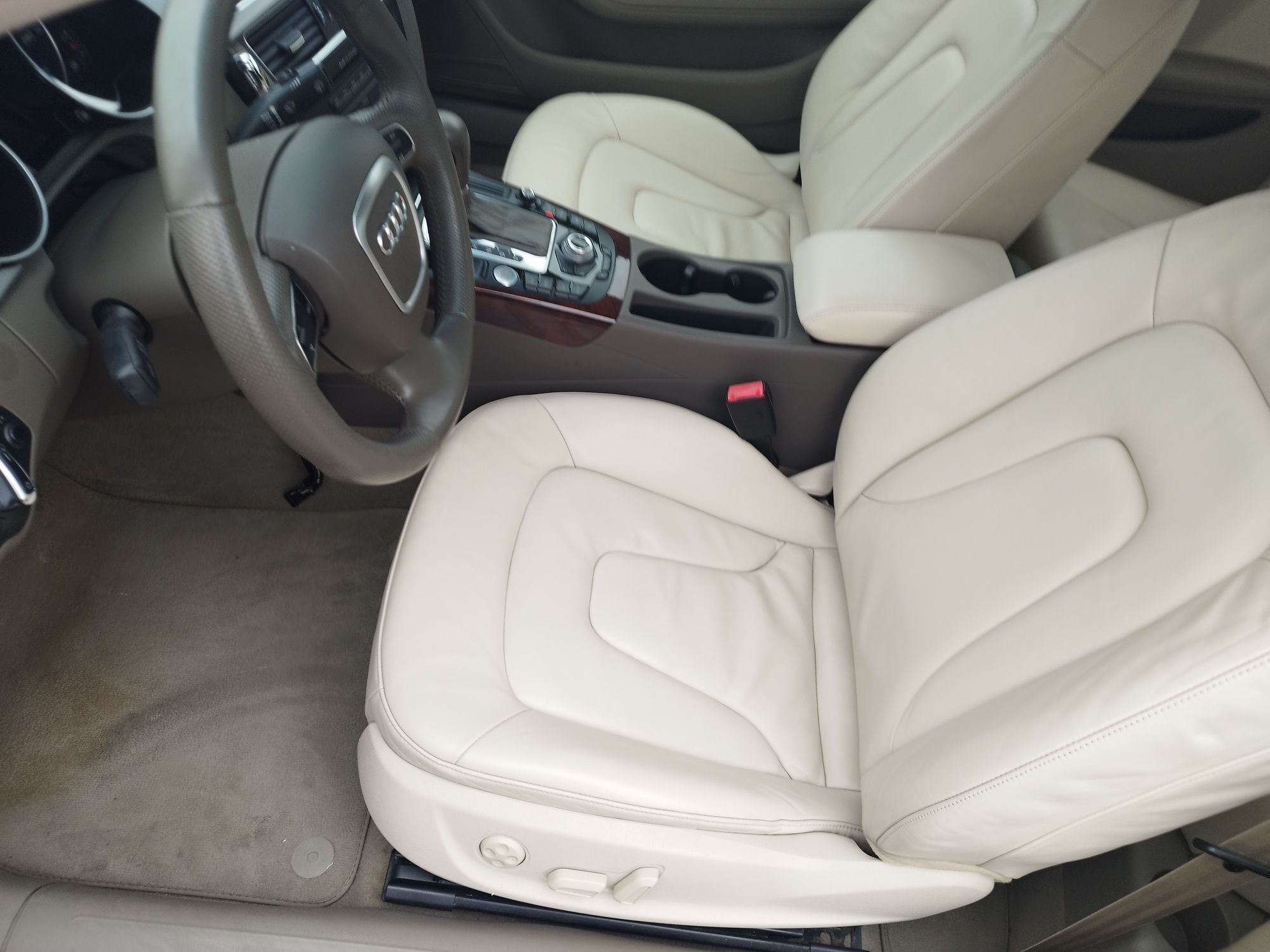 Audi A5 2.7tdi automat Webasto