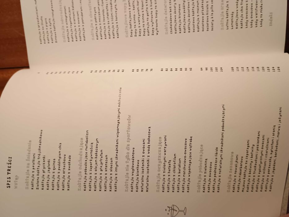 Zielone koktajle - 365 przepisów