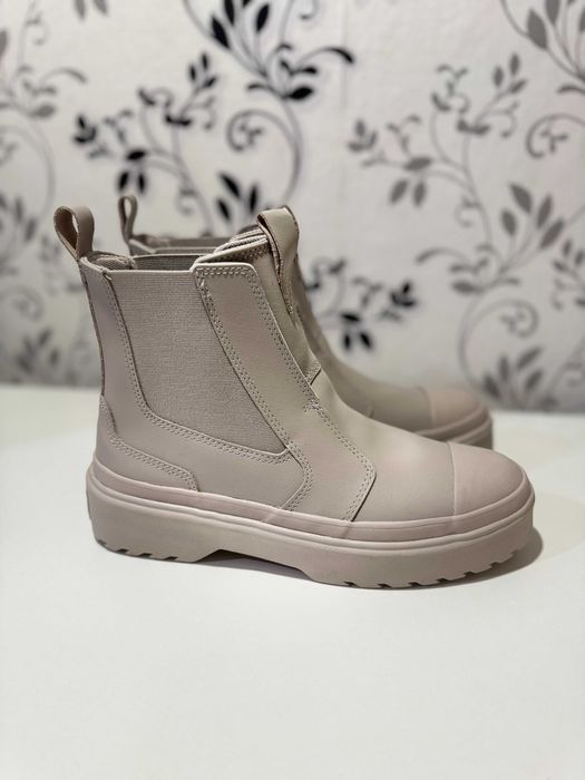 Жіночі чобітки Converse Chuck Taylor All Star, 39р