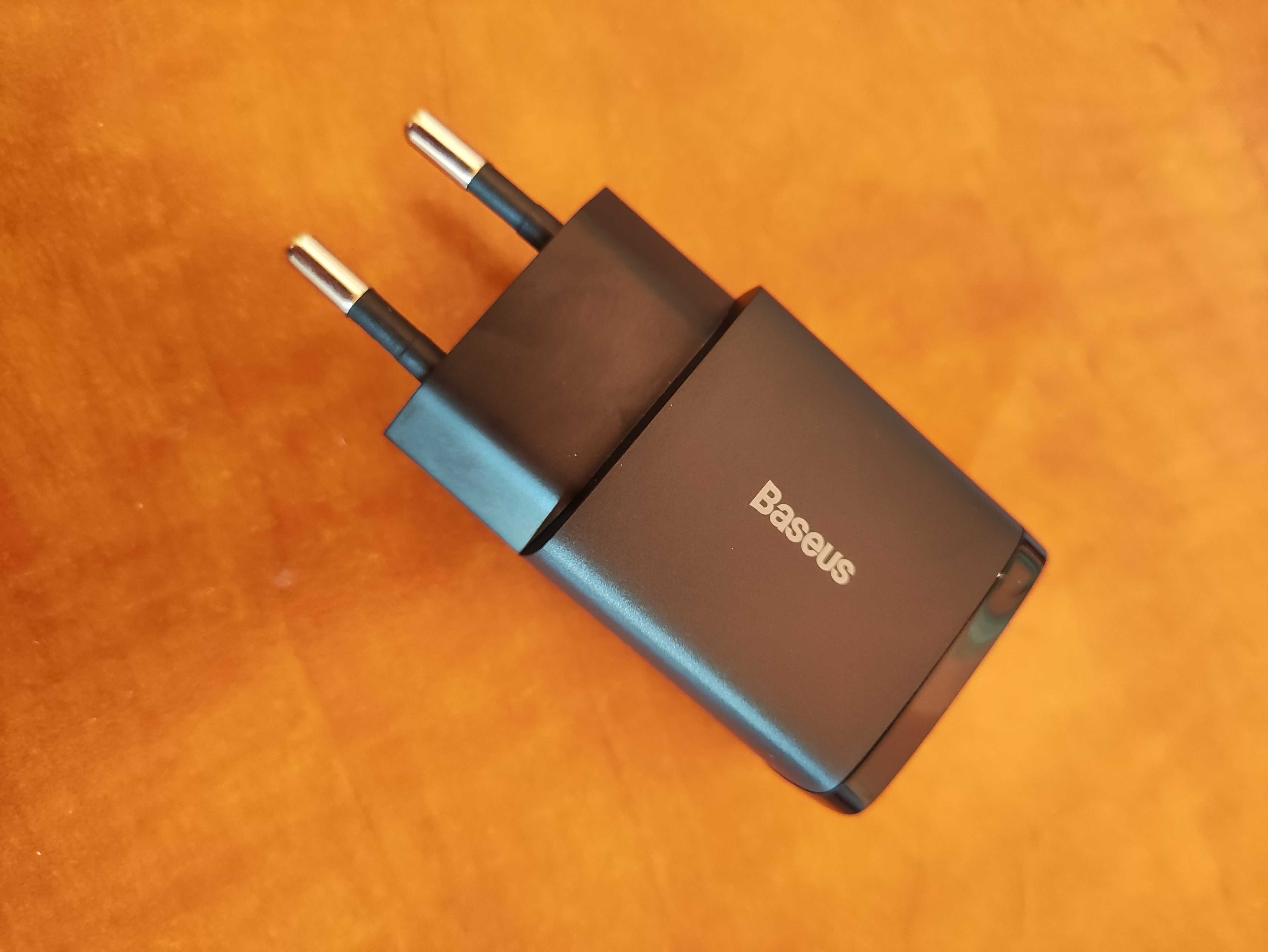 Ładowarka sieciowa Baseus 10.5W 2xUSB-A