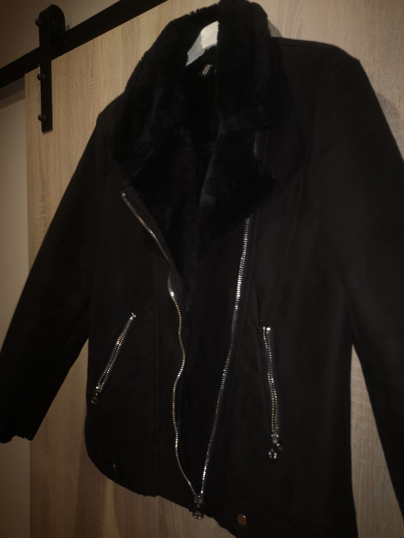 Kurtka H&M zamszowa z futerkiem 38