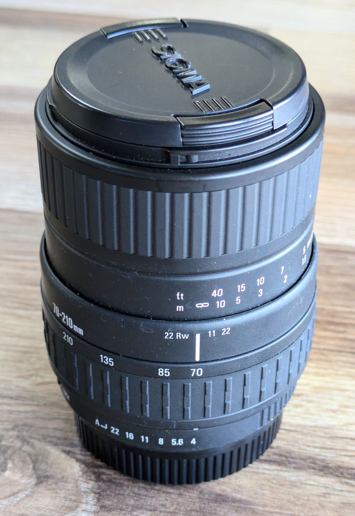 Sigma UC-II Zoom 70-210mm f4-5.6 + adapter Canon RF