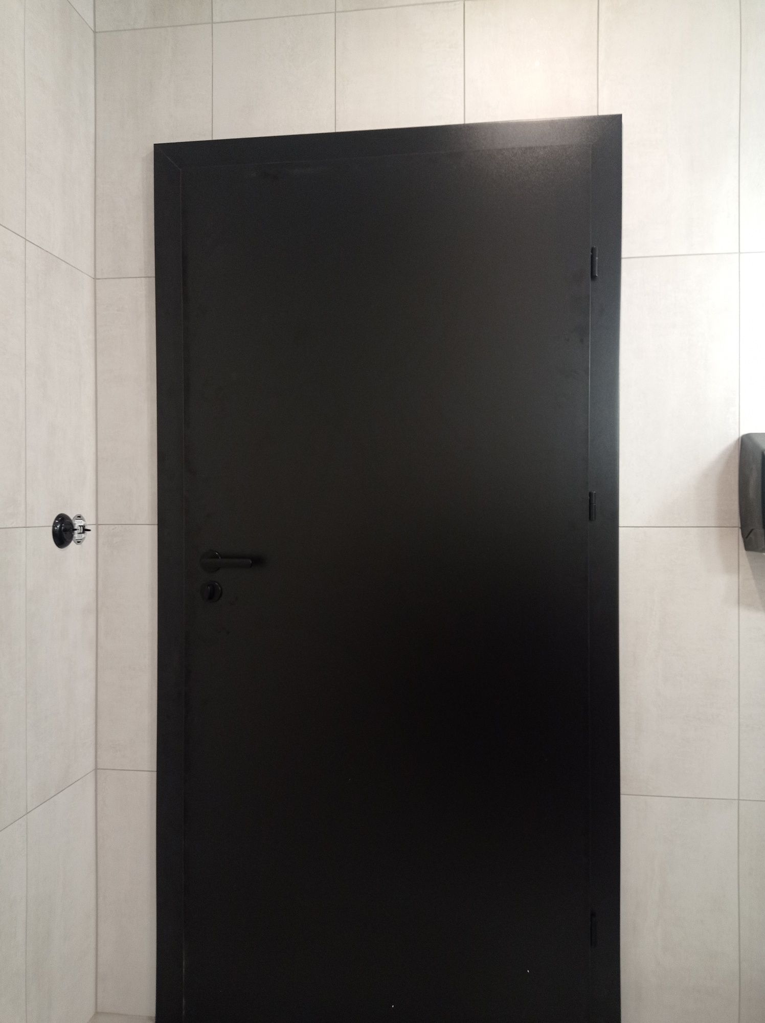 Drzwi wewnętrzne Porta czarne plus rama regulowana