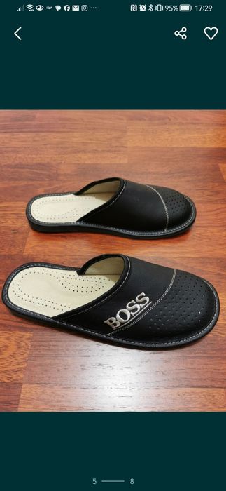 Skórzane Pantofle Męskie Boss