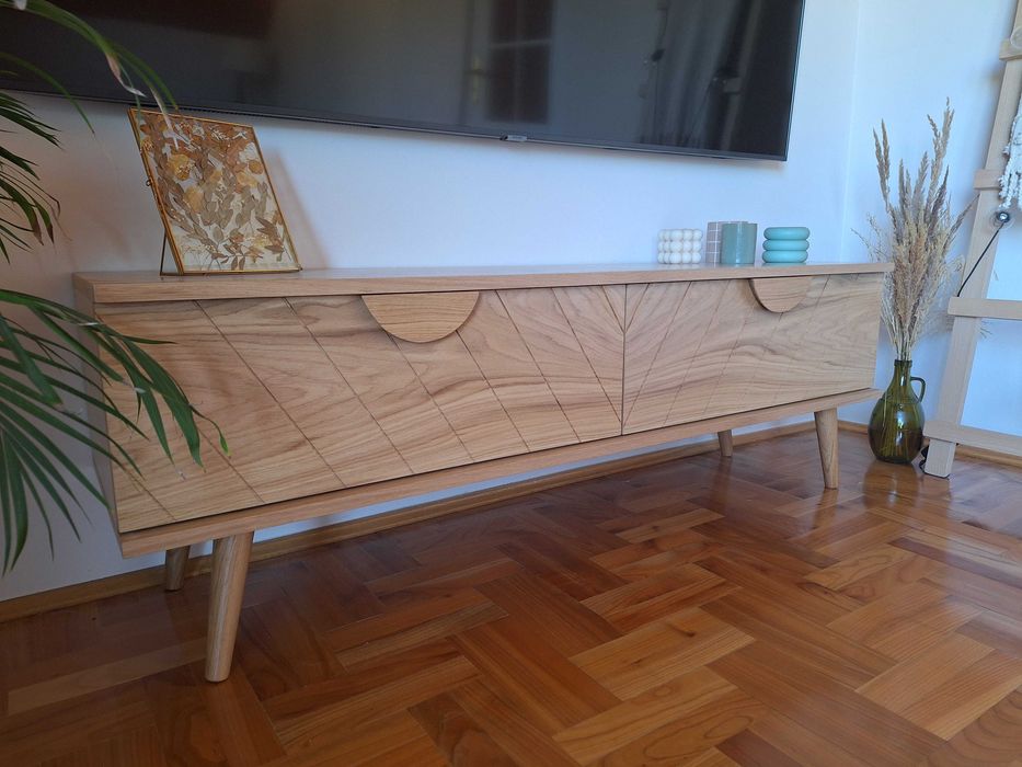 Szafka RTV 150cm drewniana, w skandynawskim stylu (pod TV)