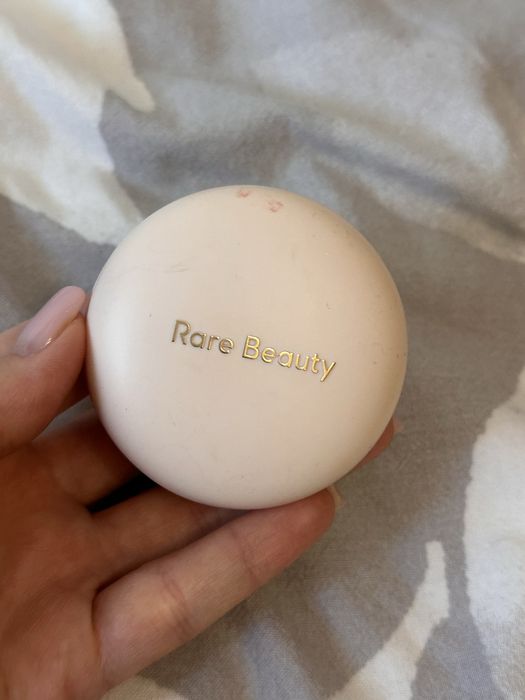 Roz Rare Beauty Hope