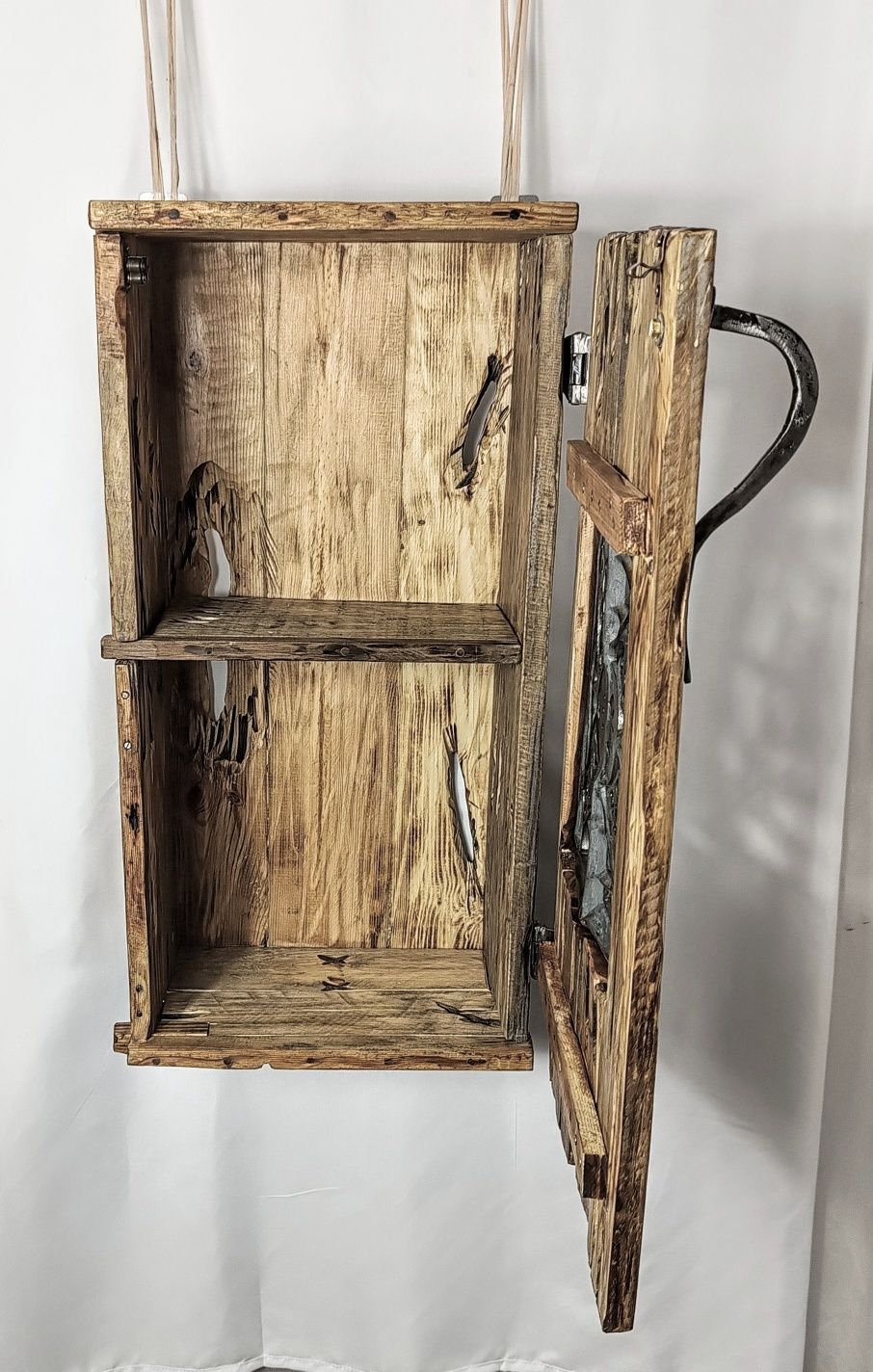 Szafka rustykalna